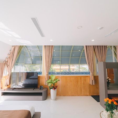 Quy Tai Premium Hotel Da Lat Exterior foto